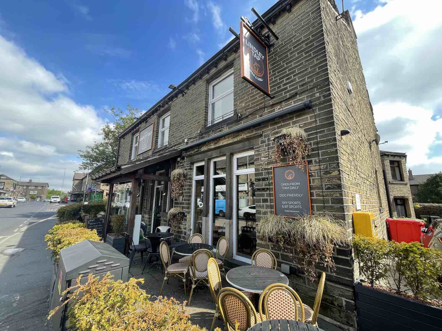 Lindley Tap Bar & Grill